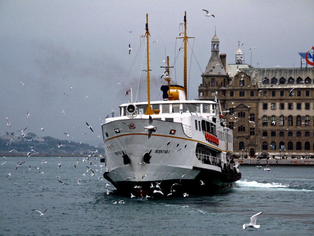 Istanbul-boat