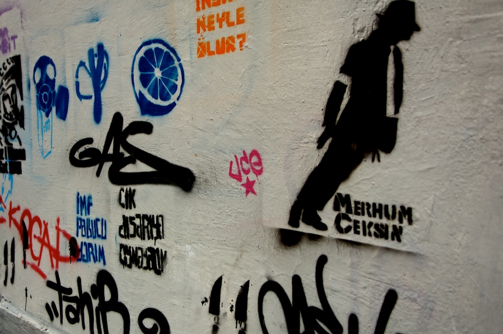 Jackson-grafiti-Istanbul at time of death