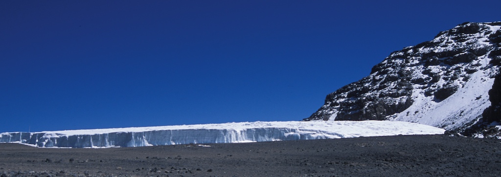 kilimanjaro-glacierwideshot